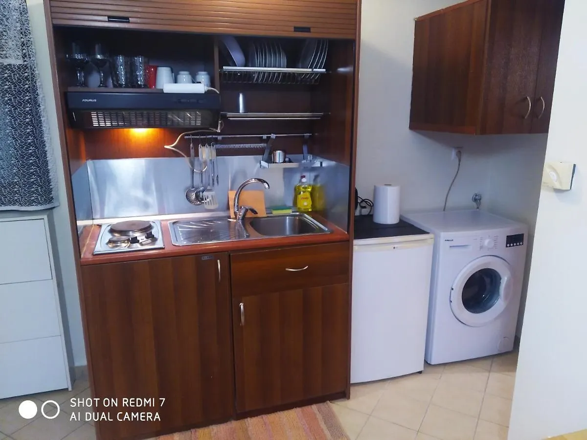 דירות סלוניקי Sunny Penthouse 0*,  יוון